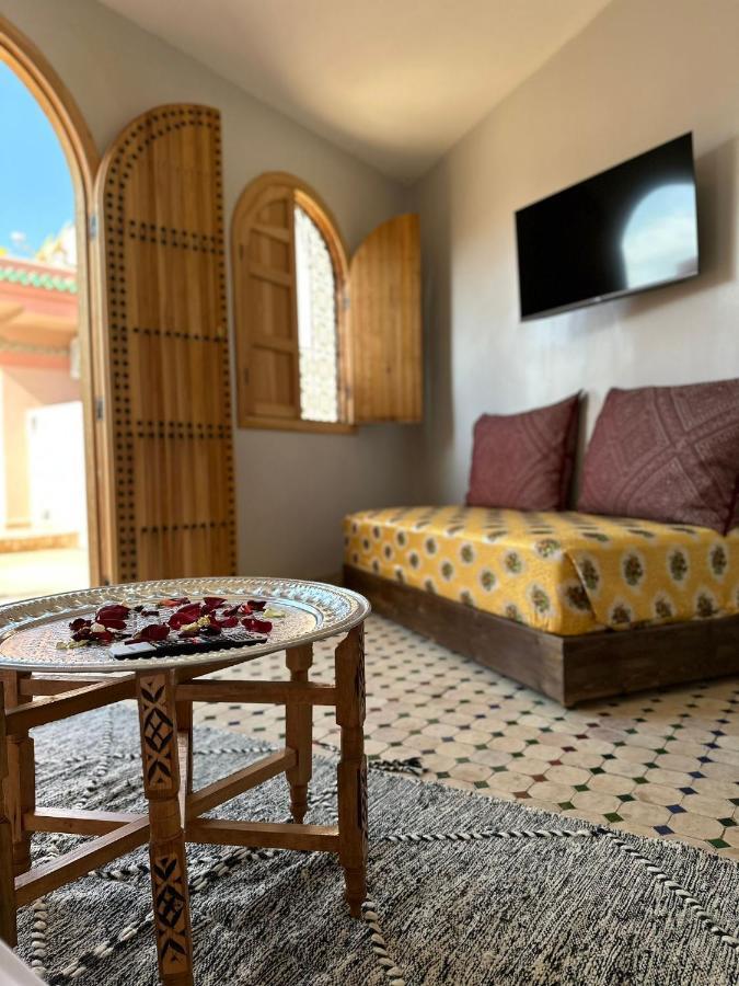 Riad Fes Colors & Spa ภายนอก รูปภาพ