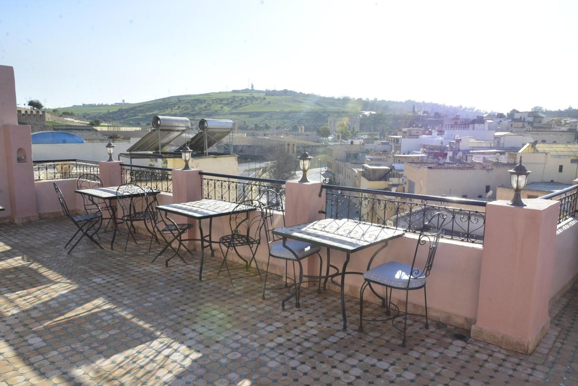 Riad Fes Colors & Spa - Family Lodging ภายนอก รูปภาพ