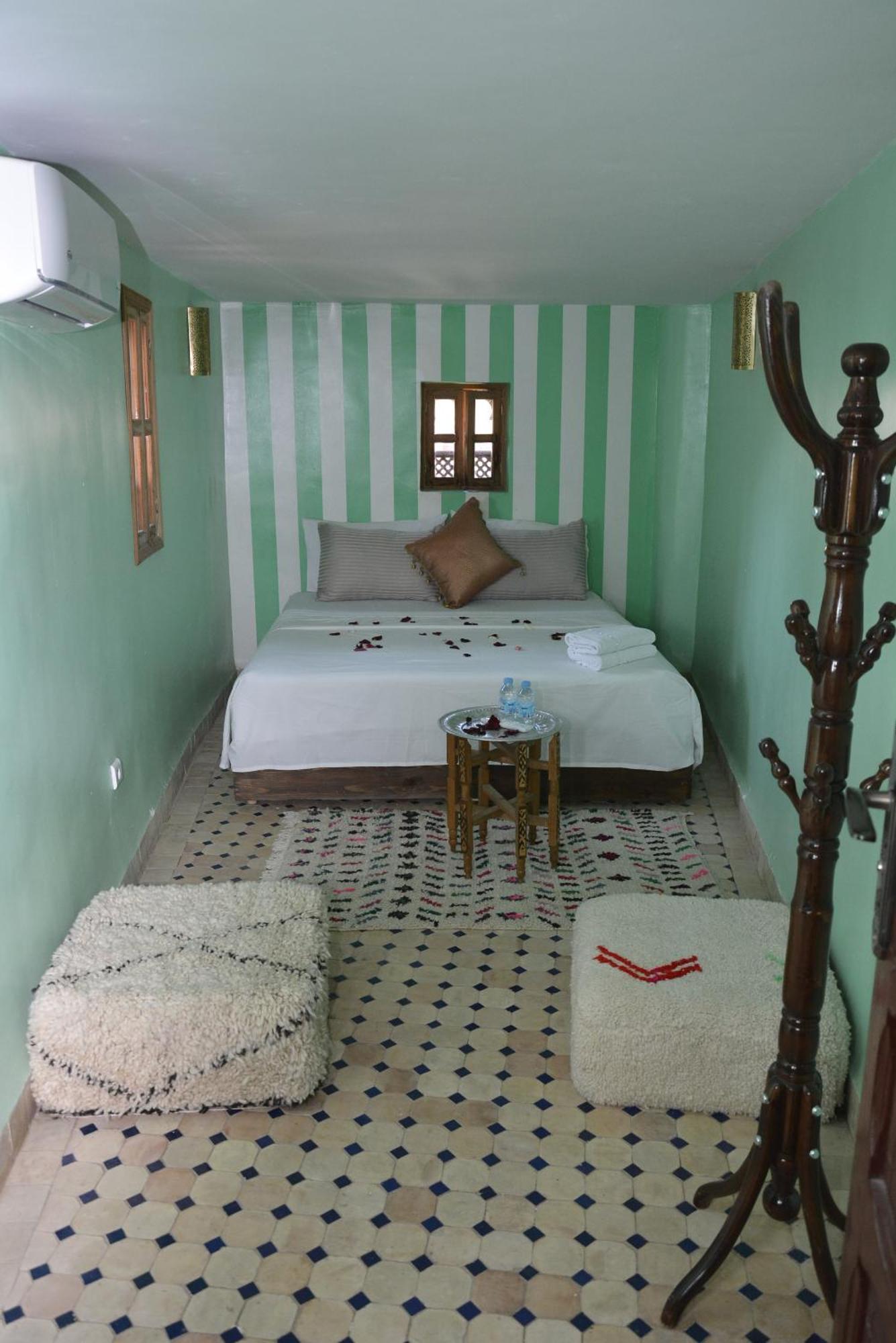 Riad Fes Colors & Spa - Family Lodging ภายนอก รูปภาพ