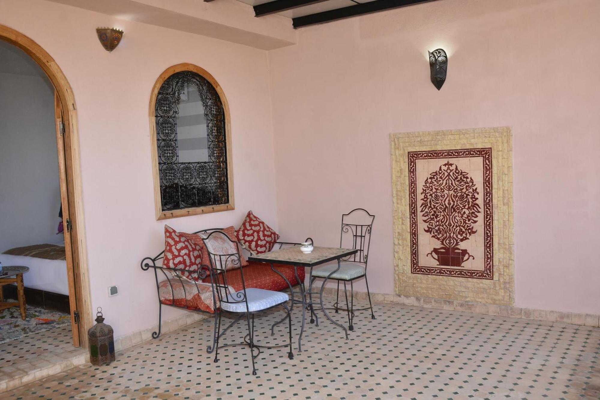 Riad Fes Colors & Spa - Family Lodging ภายนอก รูปภาพ