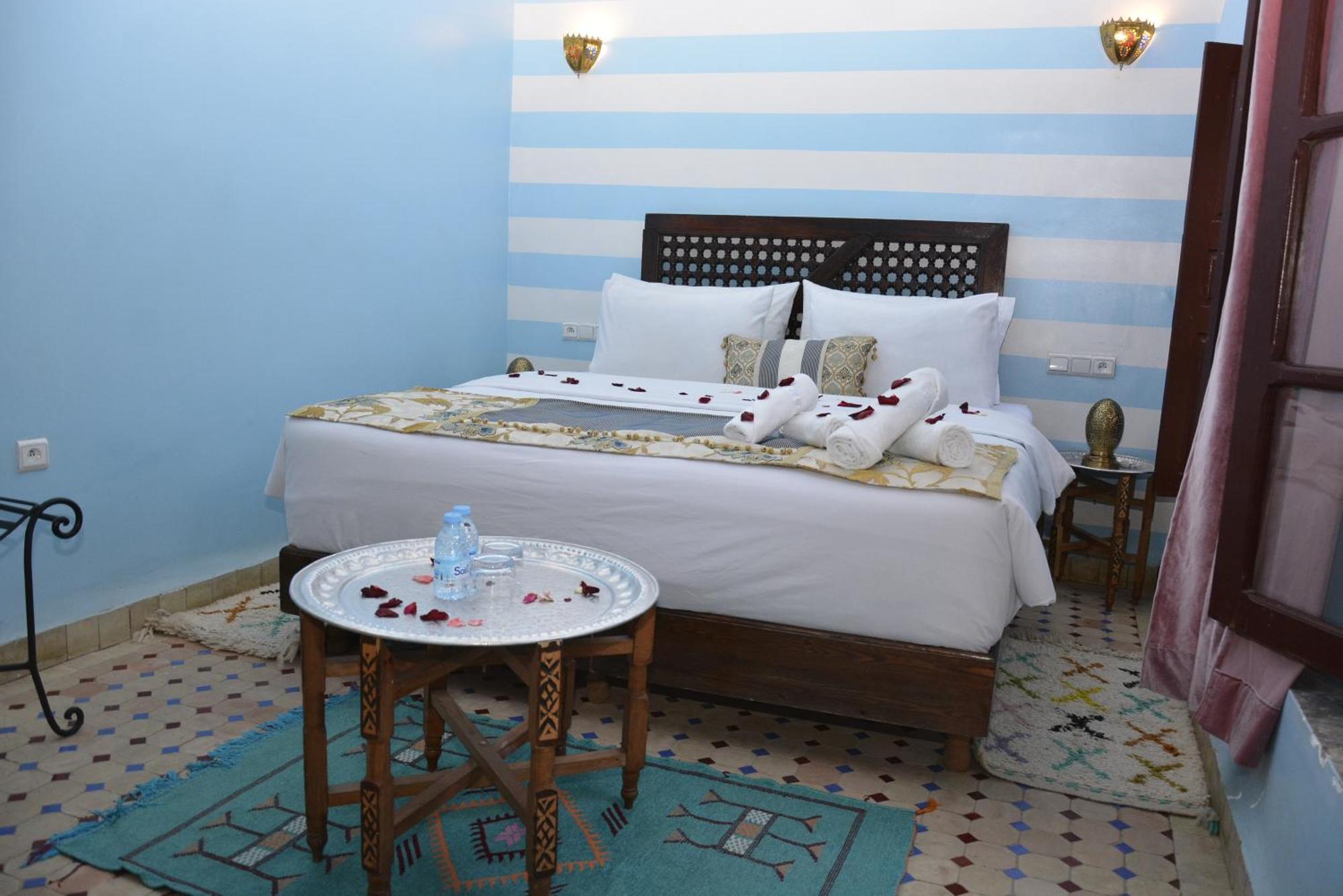 Riad Fes Colors & Spa - Family Lodging ภายนอก รูปภาพ