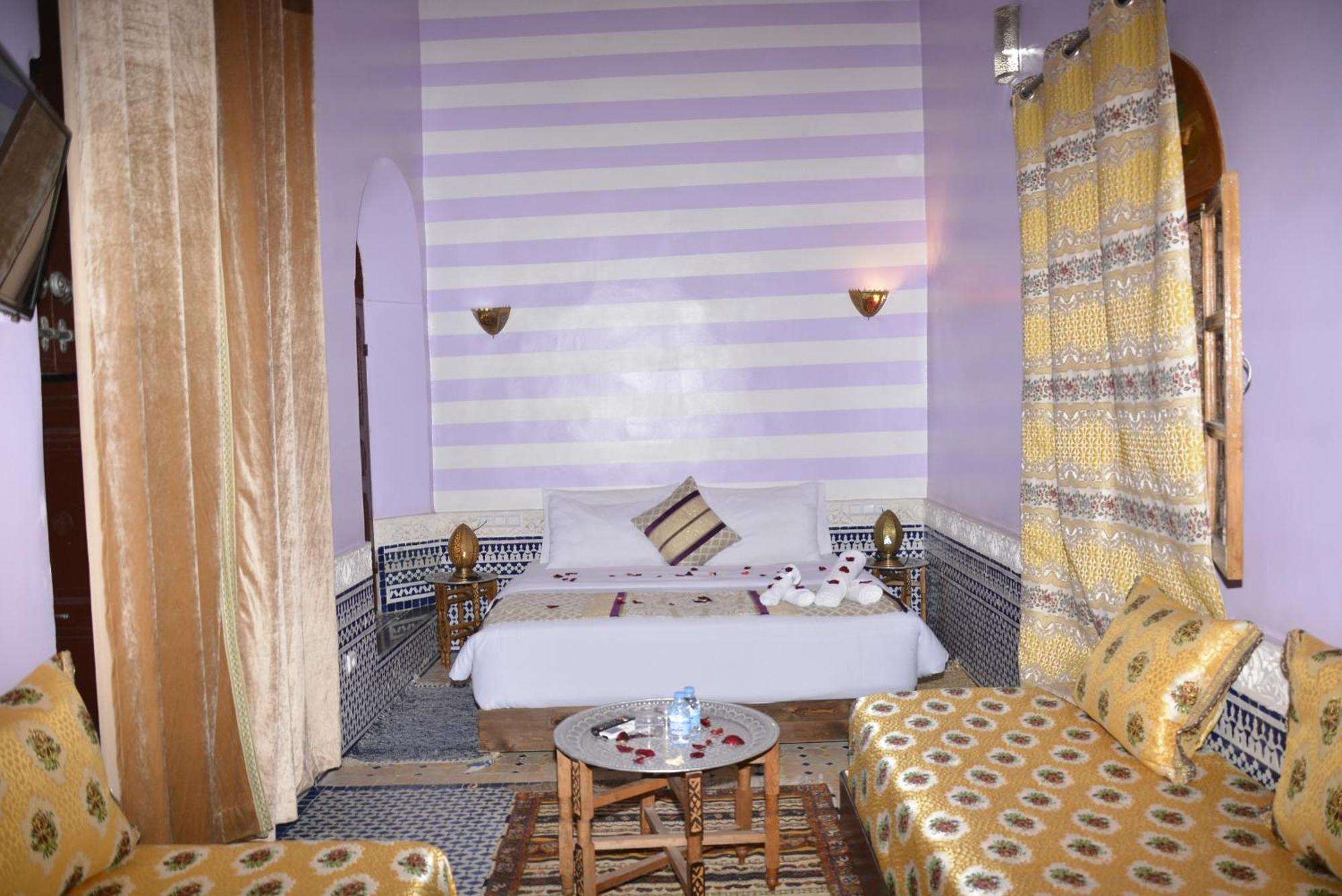 Riad Fes Colors & Spa - Family Lodging ภายนอก รูปภาพ