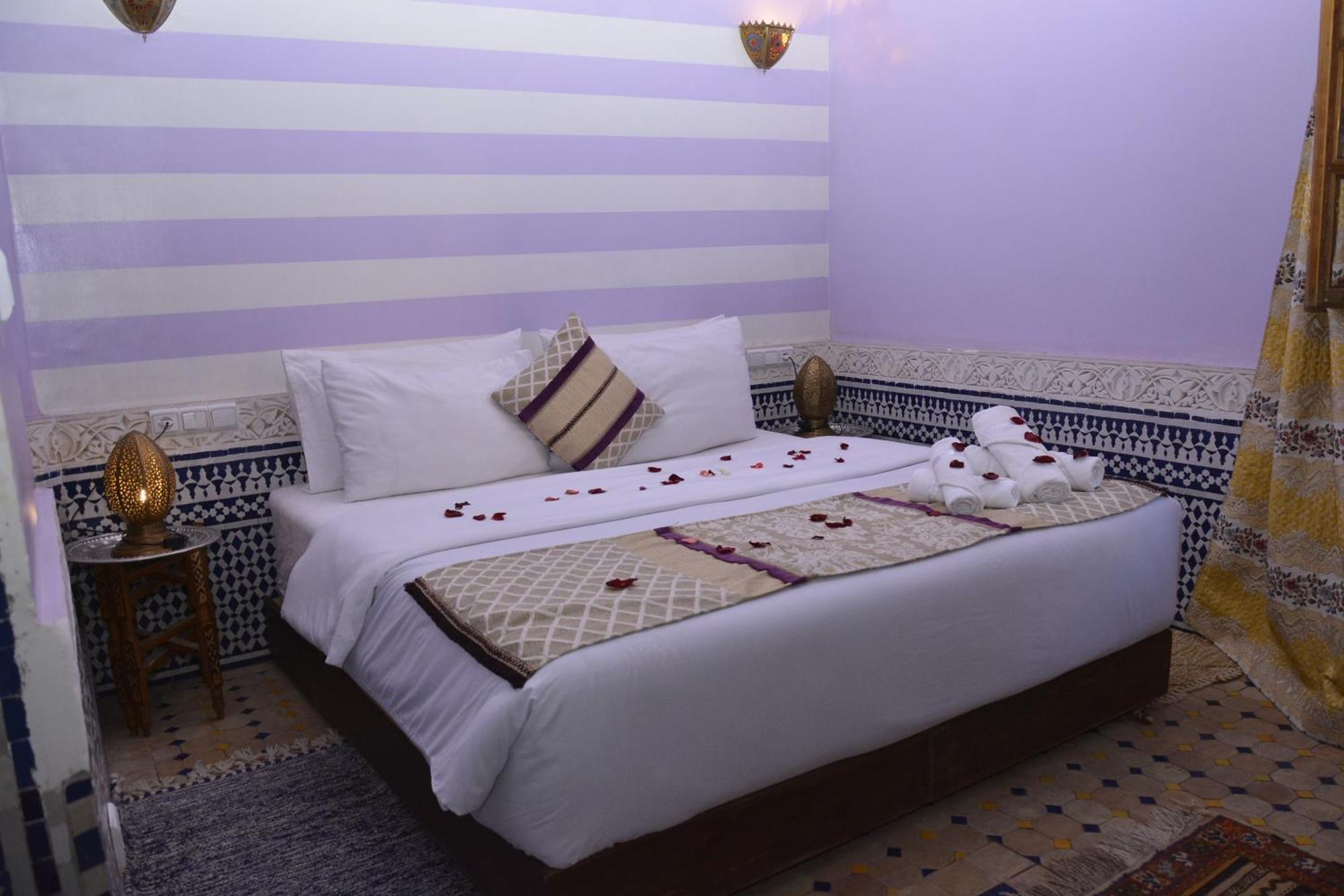 Riad Fes Colors & Spa - Family Lodging ภายนอก รูปภาพ