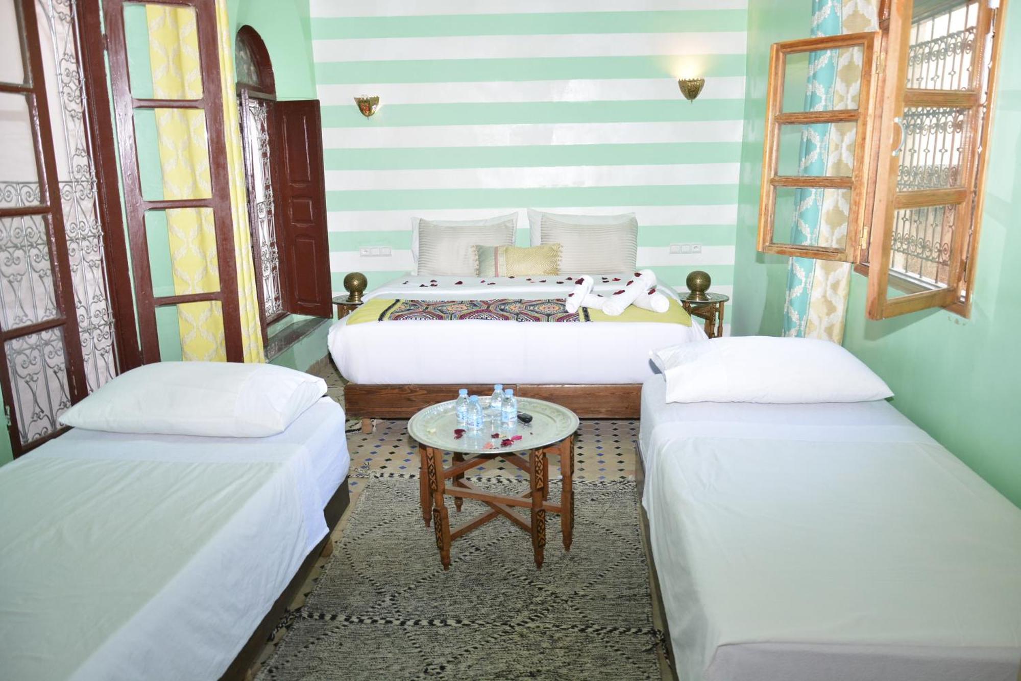 Riad Fes Colors & Spa - Family Lodging ภายนอก รูปภาพ