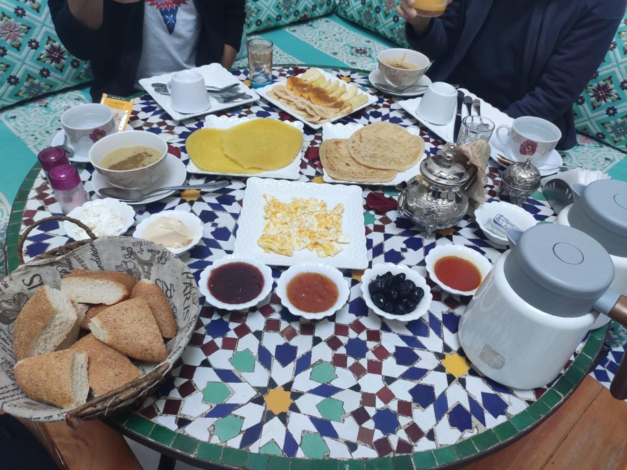 Riad Fes Colors & Spa - Family Lodging ภายนอก รูปภาพ